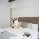 Singularstays Quevedo